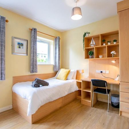 126 - Gort Na Coiribe 4 Bedroom Duplex, By Shortstays Голуэй Экстерьер фото