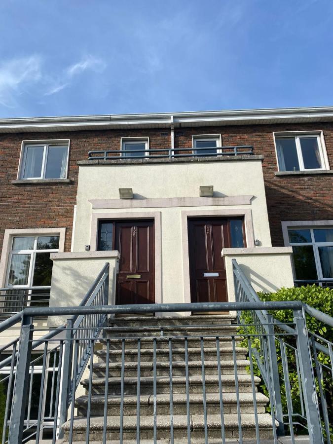 126 - Gort Na Coiribe 4 Bedroom Duplex, By Shortstays Голуэй Экстерьер фото