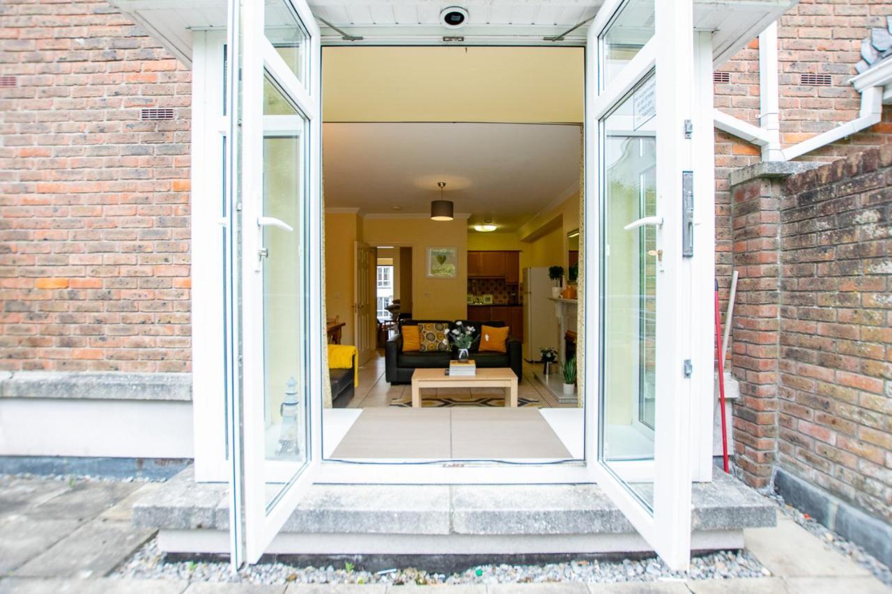 126 - Gort Na Coiribe 4 Bedroom Duplex, By Shortstays Голуэй Экстерьер фото